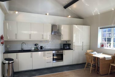 2 bed house, Thornton Court, Newcastle Upon Tyne, Newcastle, NE14ES - Image 1